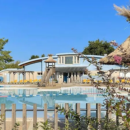 Duplex Avec Piscine Commune, Jardin Prive Et Wifi - Fr-1-841-32 *