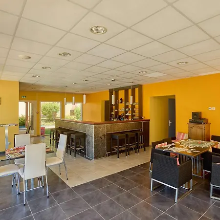 Duplex Avec Piscine Commune, Jardin Prive Et Wifi - Fr-1-841-32